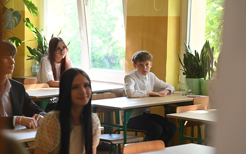 Ósmoklasiści rozpoczęli egzaminy (foto)