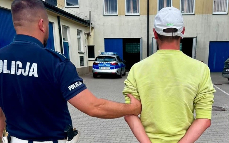 Najpierw złamał przepisy, potem rzucił się do ucieczki. Lista przewinień 26-latka jest długa