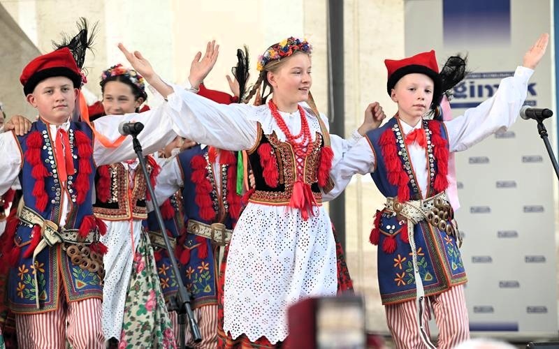 Dołącz do tanecznej rodziny